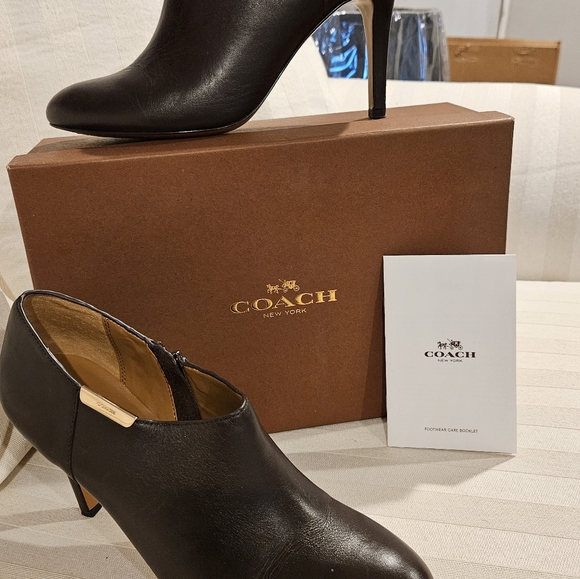 Coach booties - Picture 2 of 6